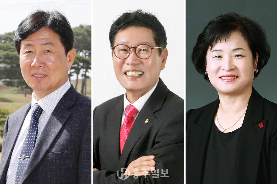 제21대 홍성문화원장선거 후보들. 왼쪽부터 기호 1번 배상목 후보, 기호 2번 김동배 후보, 기호 3번 박정숙 후보.